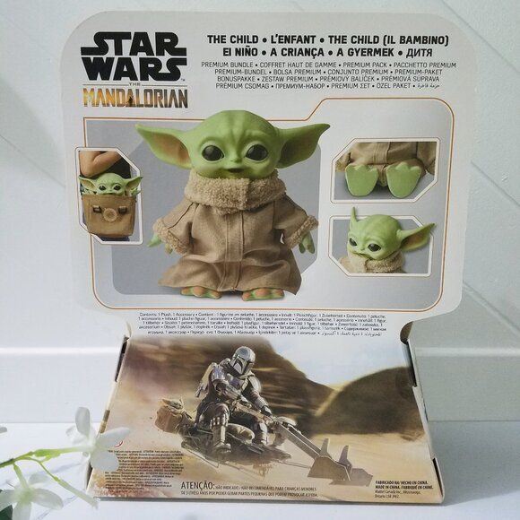 Grogu in Messenger Bag Doll (New In Box) - Picture 3 of 3